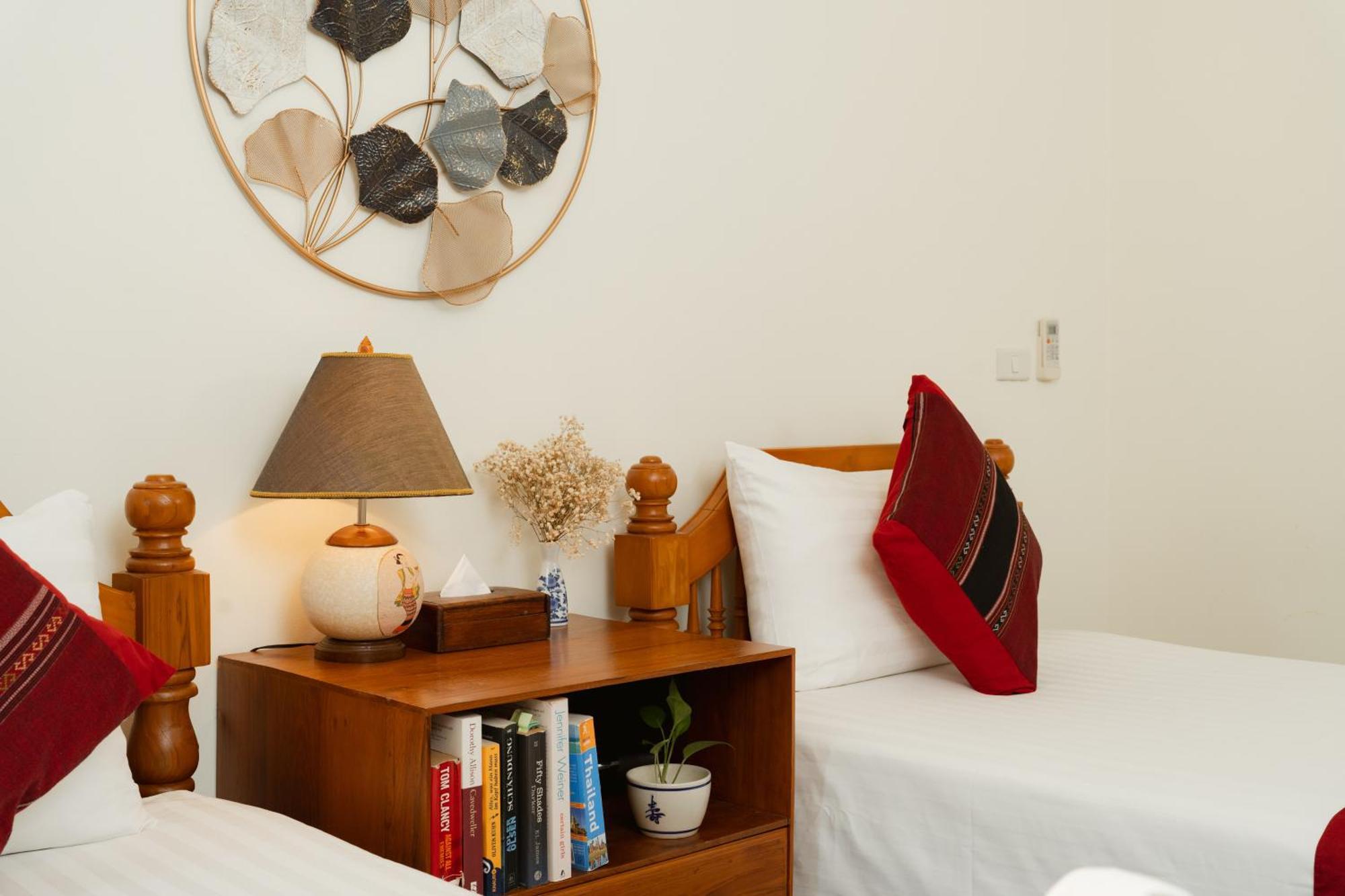 Gordnuea Boutique House Bed & Breakfast Chiang Mai Exterior photo